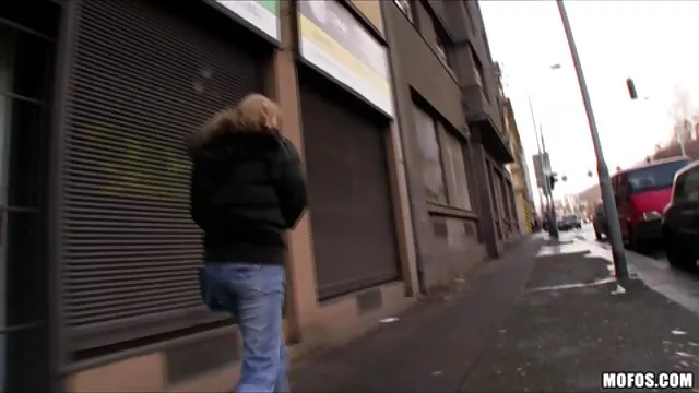 Twistys - lesvianas hablando español Candy Alexa Britney Spring protagonizada por Lick-A-Boob