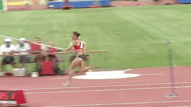 Ninfómana con pequeñas y porm español pequeñas tetas. LEMME CHUPAR YA DICK!