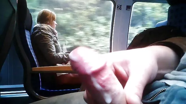 Extrem pequeña mujer joven en videos de sexo en español latino un polvo duro y profundo por una enorme polla