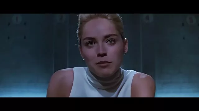 Marilyn - Juegos sexuales porn español gay europeos